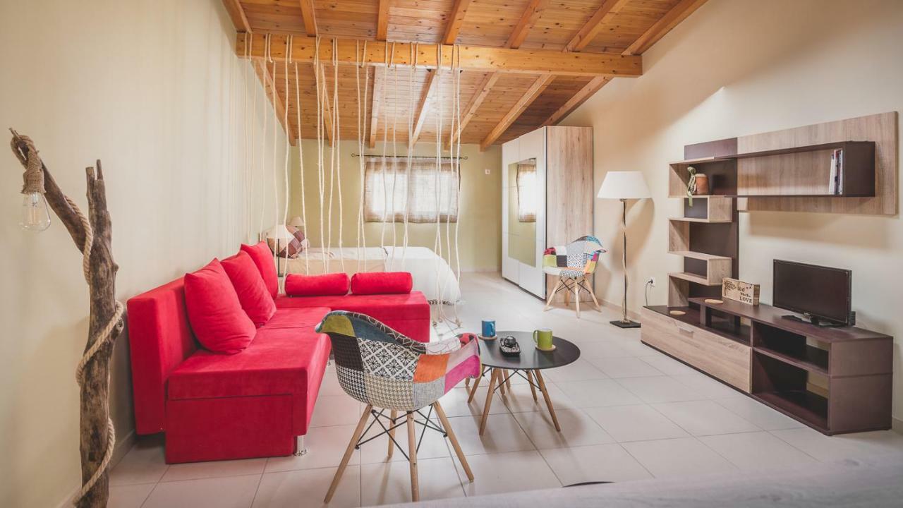 Elina'S Easygoing Apartment Mantouki المظهر الخارجي الصورة